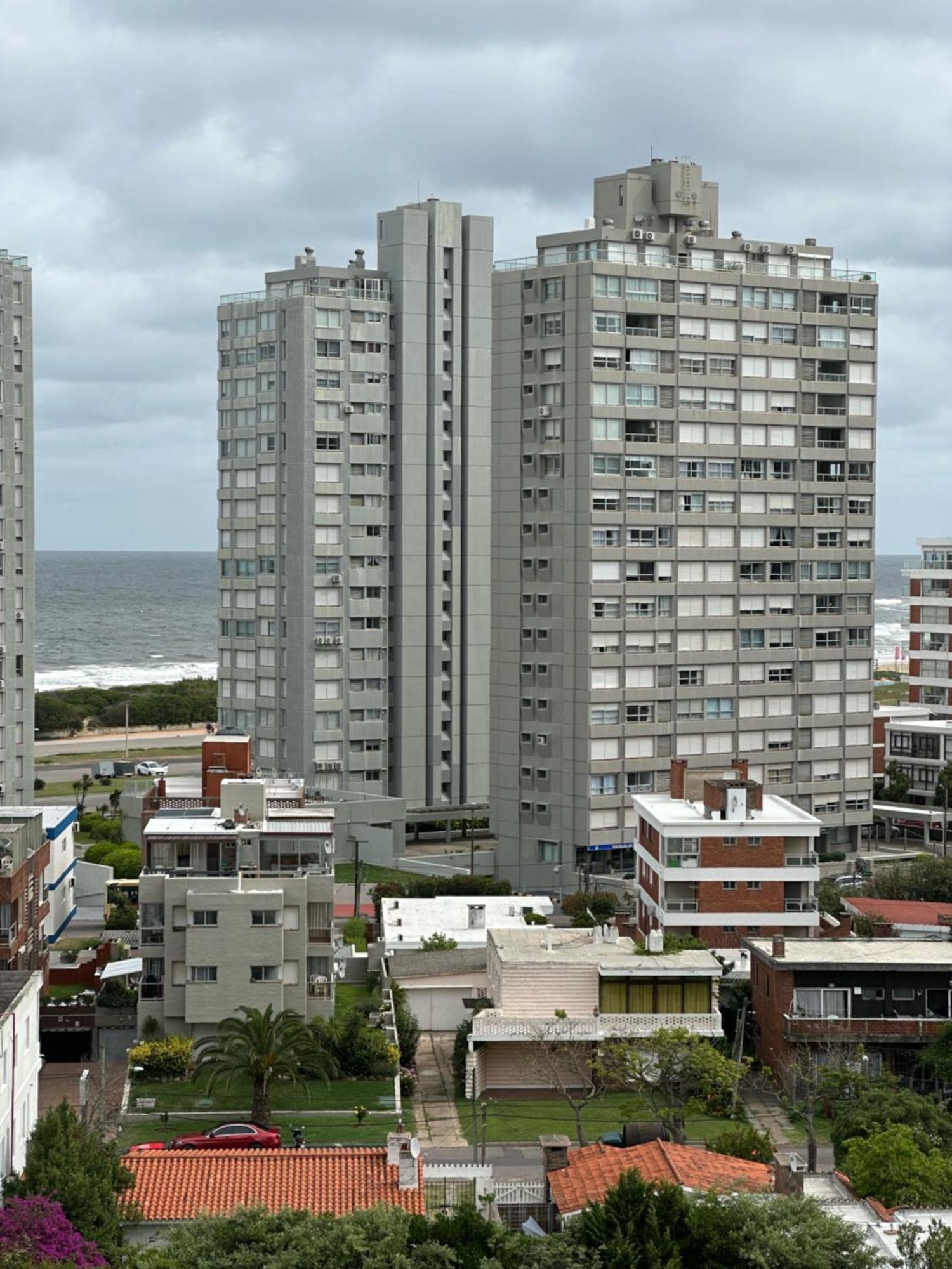 Hermoso Apartamento, Torre De Categoria Long Beach, En La Mejor Ubicacion De Punta Del Este Eksteriør billede