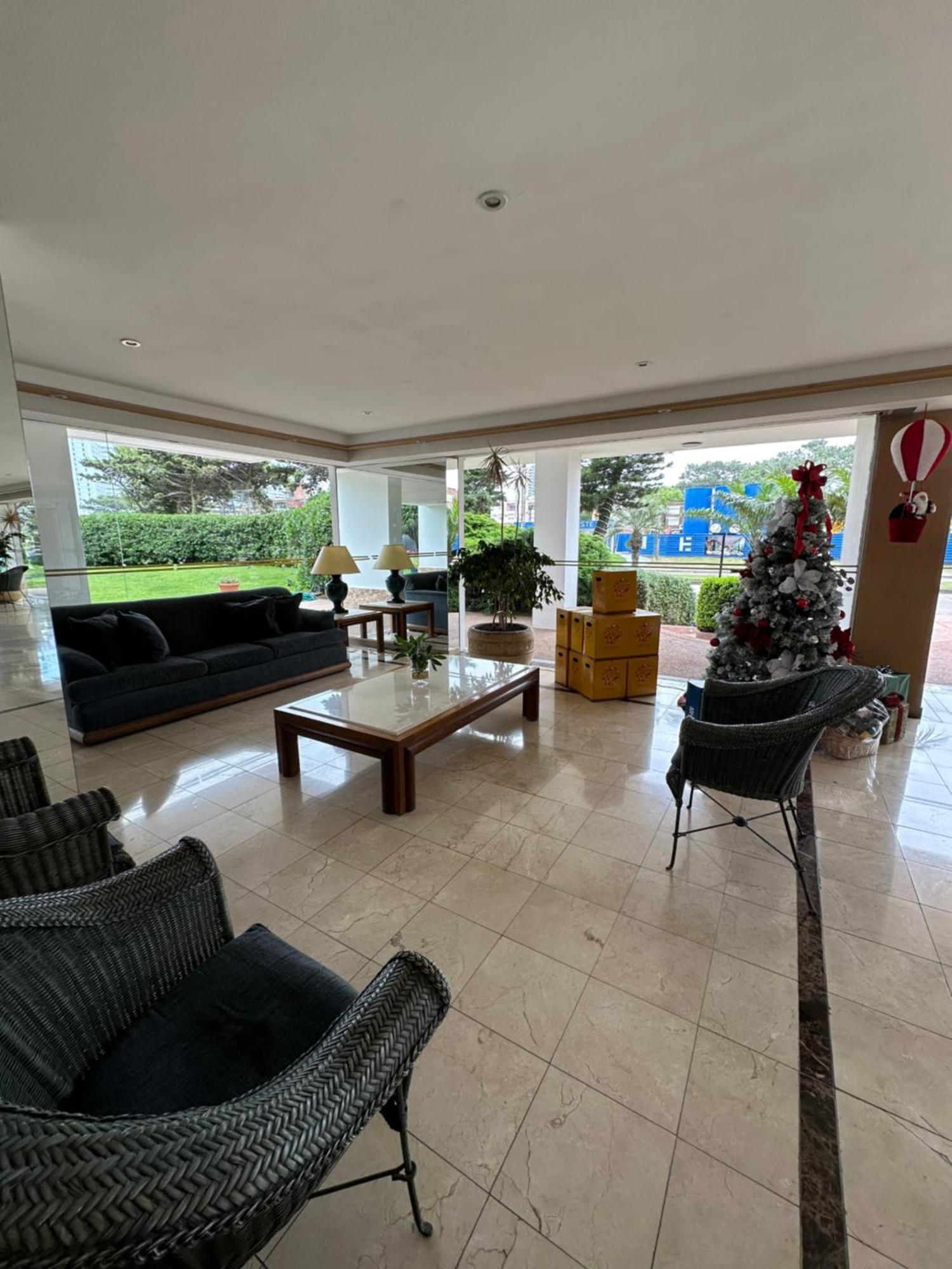Hermoso Apartamento, Torre De Categoria Long Beach, En La Mejor Ubicacion De Punta Del Este Eksteriør billede