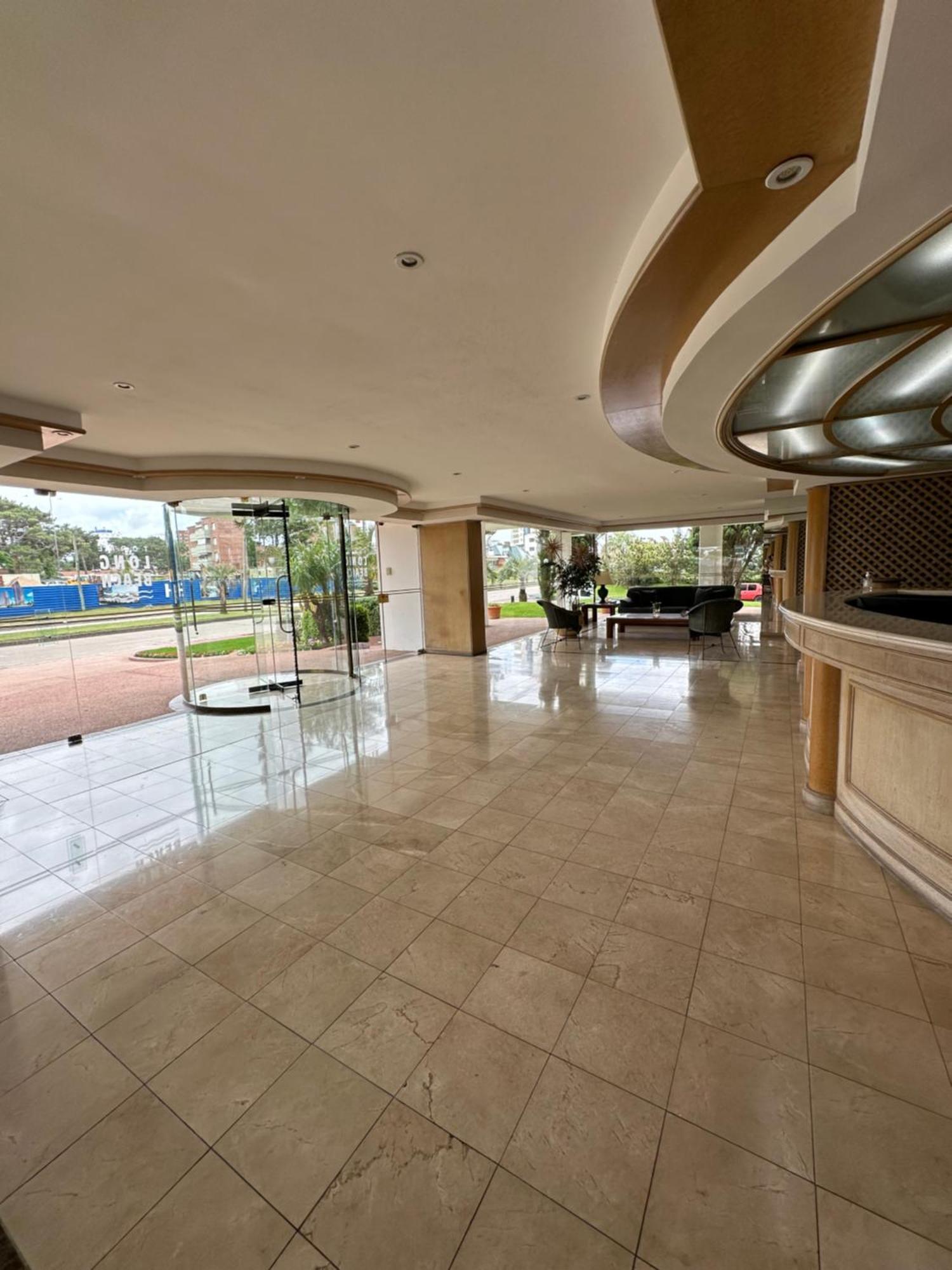 Hermoso Apartamento, Torre De Categoria Long Beach, En La Mejor Ubicacion De Punta Del Este Eksteriør billede